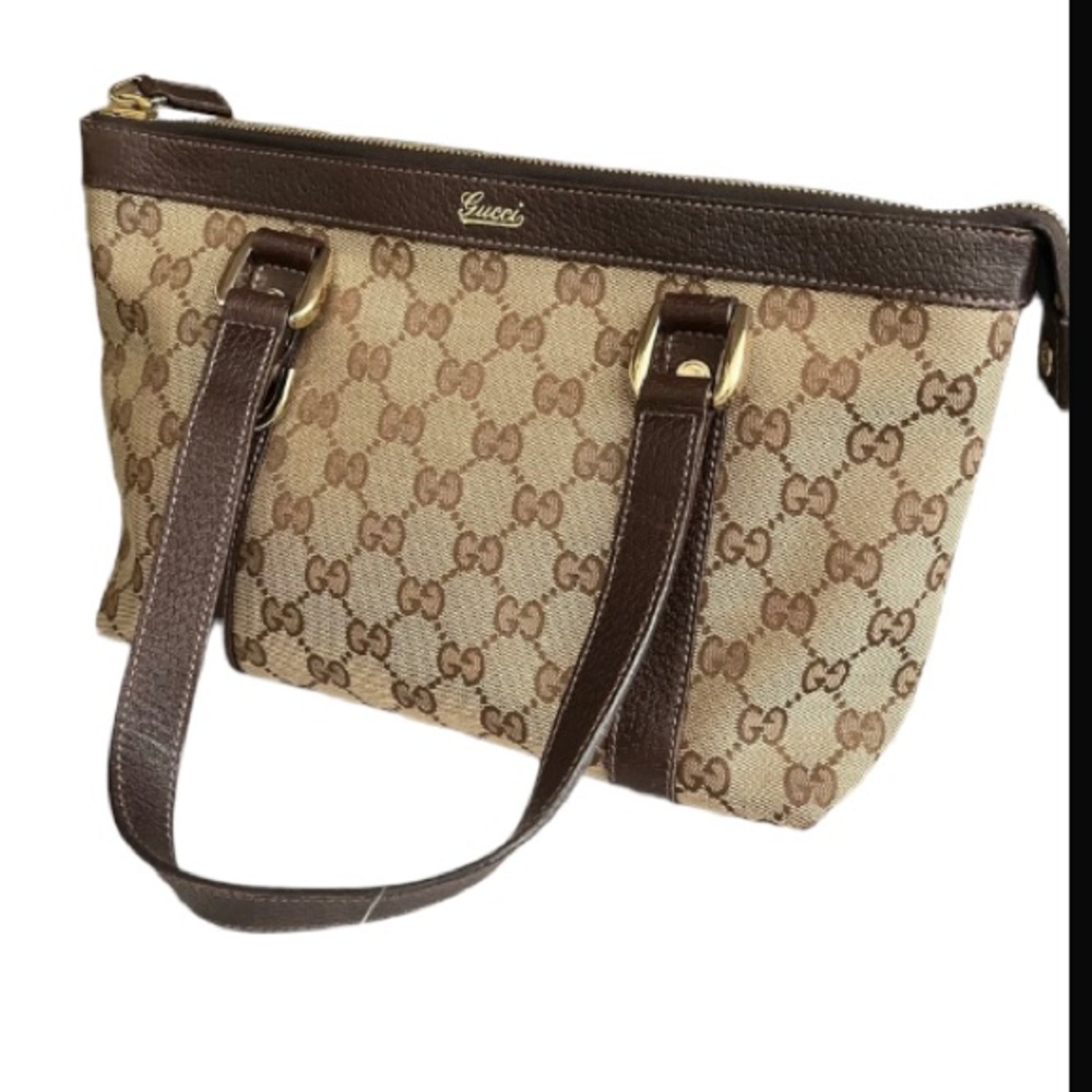 Gucci D Ring Shoulder Bag authentic